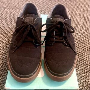 Men’s Nike Stefan Janoski size 9.5 shoes